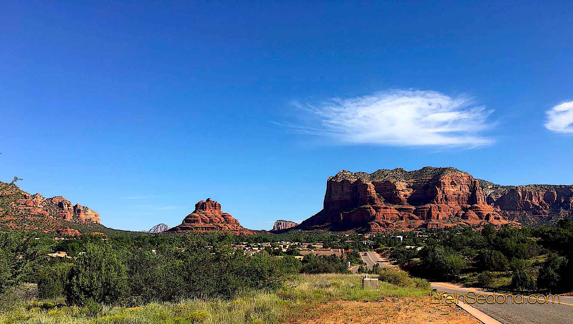 Bell Rock Courthouse Butte - SellSedona.com