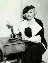Mae West 