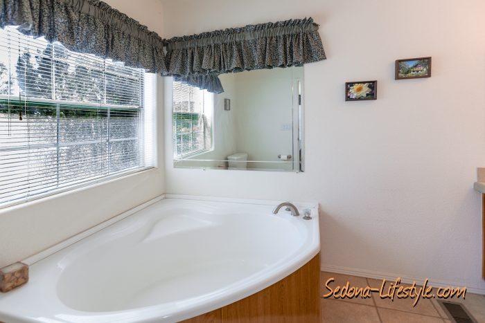 Primary ensuite - oversized bathtub - Call Sheri Sperry at 928-274-7355 for info