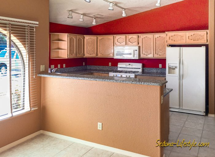 Kitchen and eating area home for sale offered by Sheri Sperry @ 928-274-7355