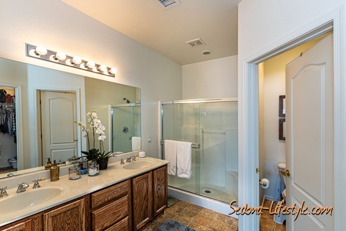 4 Piece EnSuite with deep walking closet - 5092 Sage Springs Verde Santa Fe call Sheri Sperry @ 928.274.7355 for all your Sedona and Verde Santa Fe real estate needs 