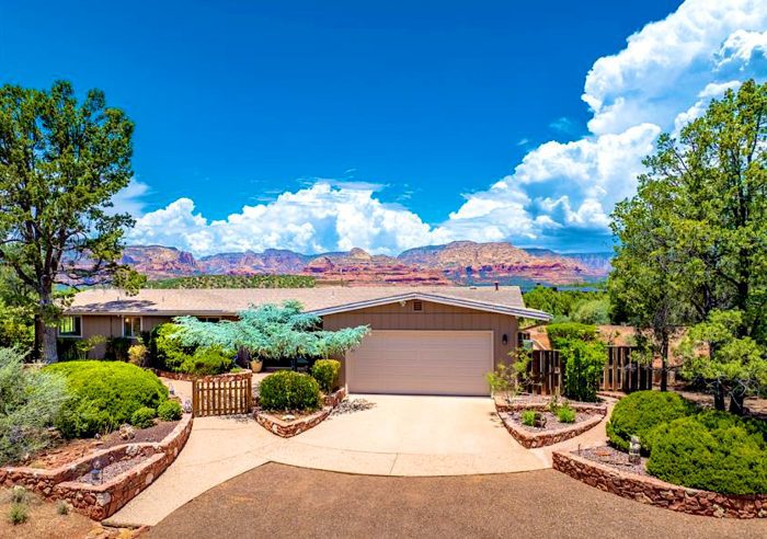 3560 Chimney Rock Lane Sedona AZ - horse property SOLD by SHERI SPERRY.