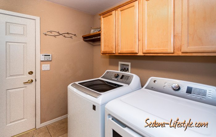 For Sale, Golf Course Home with Laundry room, Call Sheri @928.274.7355