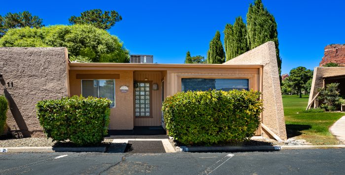 130 Castle Rock Unit 11 Sedona AZ 86351 - Golf Course Townhome for sale - Call Sheir Sperry @ 928.274.7355