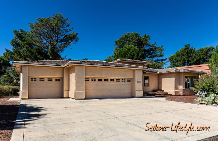 3 car garage - Call Sheri Sperry at 928.274.7355 for details