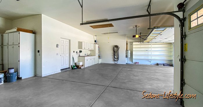 Oversize 3 car garage - with storage - Call Sheri Sperry at 928.274.7355 for details