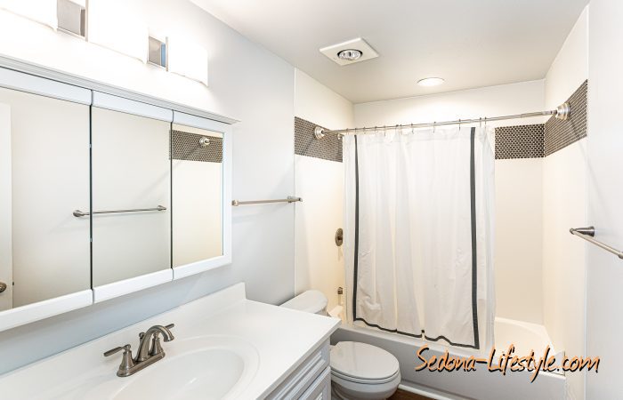 Guest Bath - Home For Sale - Call Sheri Sperry @ 928.274.7355 for all the details and information on this home and other homes in the Verde Valley and Sedona