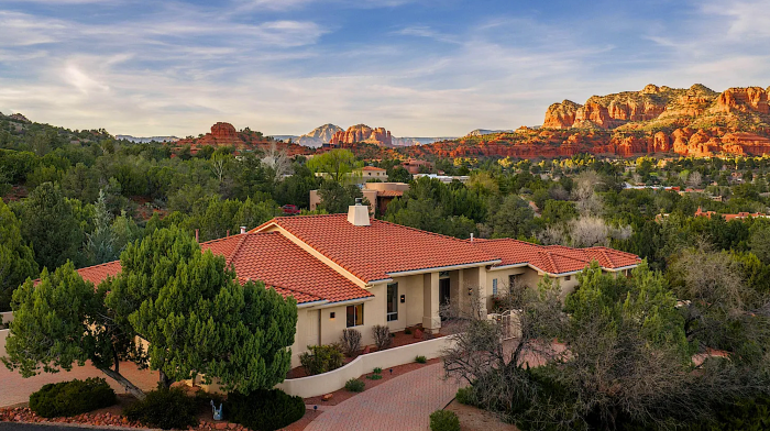 Brought buyers to 144 Via Del Viento Sedona, AZ 86351 - Call Sheri Sperry with CB REalty Sedona at 928.274.7355 for more information Brought buyers to 144 Via Del Viento Sedona, AZ 86351 - Call Sheri Sperry with CB REalty Sedona at 928.274.7355 for more information
