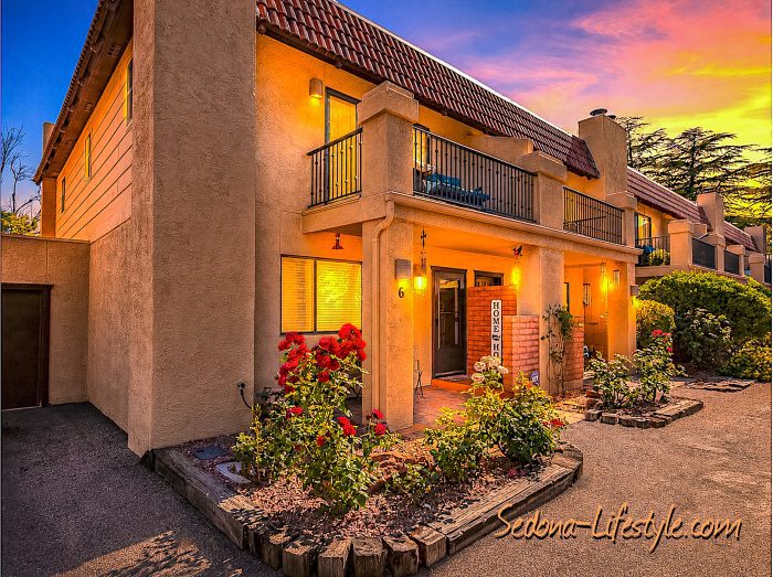 Call Sheri Sperry @928.274.7355 for more info - This is close to multiple golf courses and restaurants.