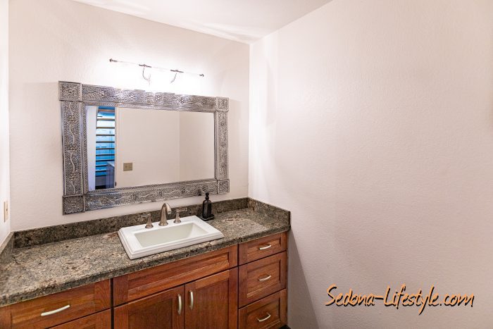 For Sale - 155 S Canyon Diablo #6, Village of Oak Creek - Call Sheri Sperry Coldwell Banker Realty at 928.274.7355 for more info. Great Room