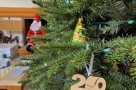 Christmas and Holiday Memories on this Throwback Christmas Eve 2020